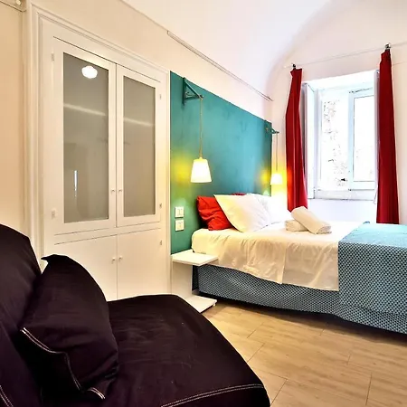 Old Town Guest house 3*