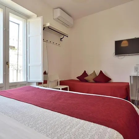 Guest house Old Town 3*